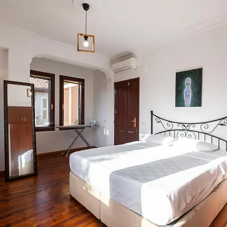 Saye House Apart-hotel