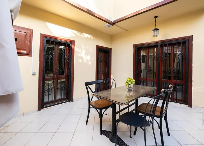 Апартаменты Saye House