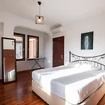 Saye House Apartament