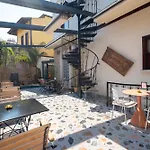 아파트 Saye House *